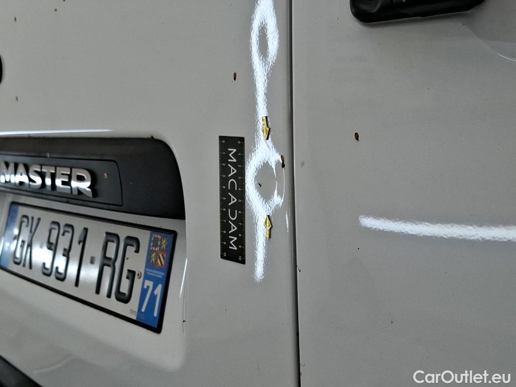  Renault  Master  III Fourgon L2H2 3 3 Grand Confort dCi 135CV BVM6 E6d #15