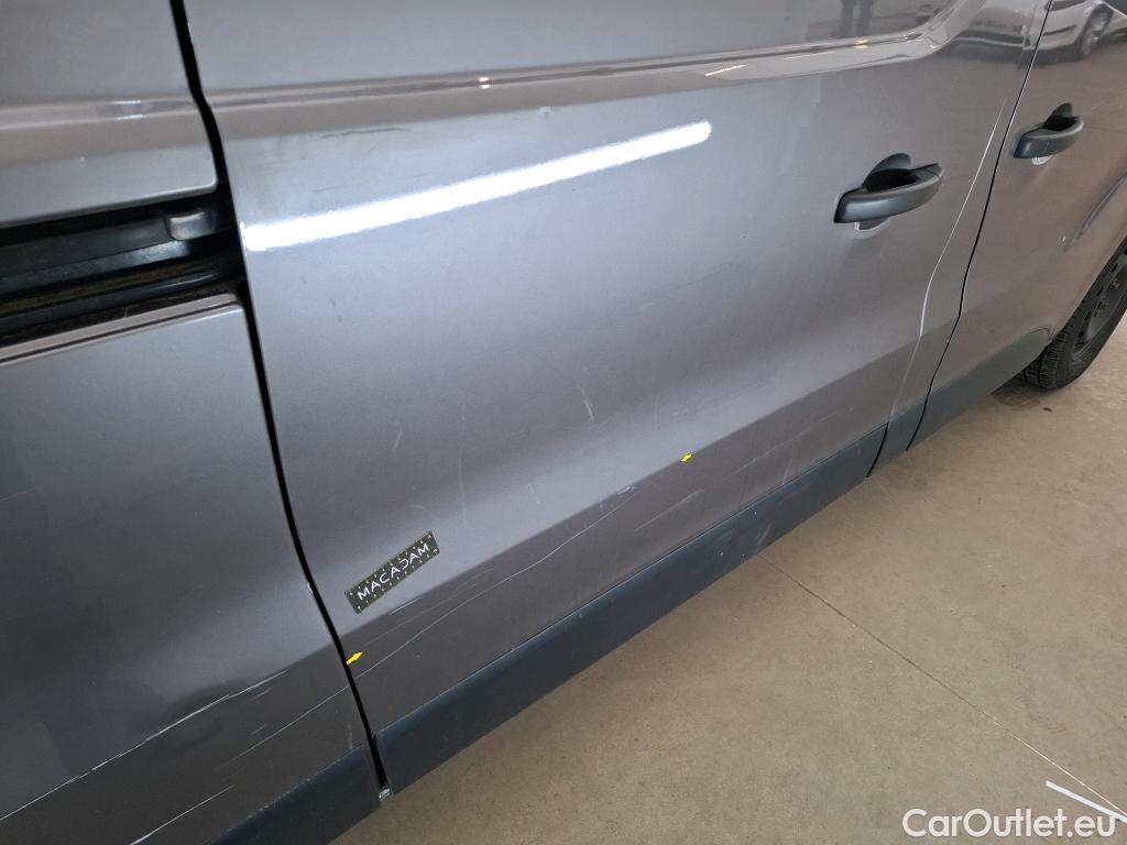  Renault  Trafic RENAULT  / 2019 / 4P / Fourgon tole FG GCF L2H1 1300 dCi 120 #32