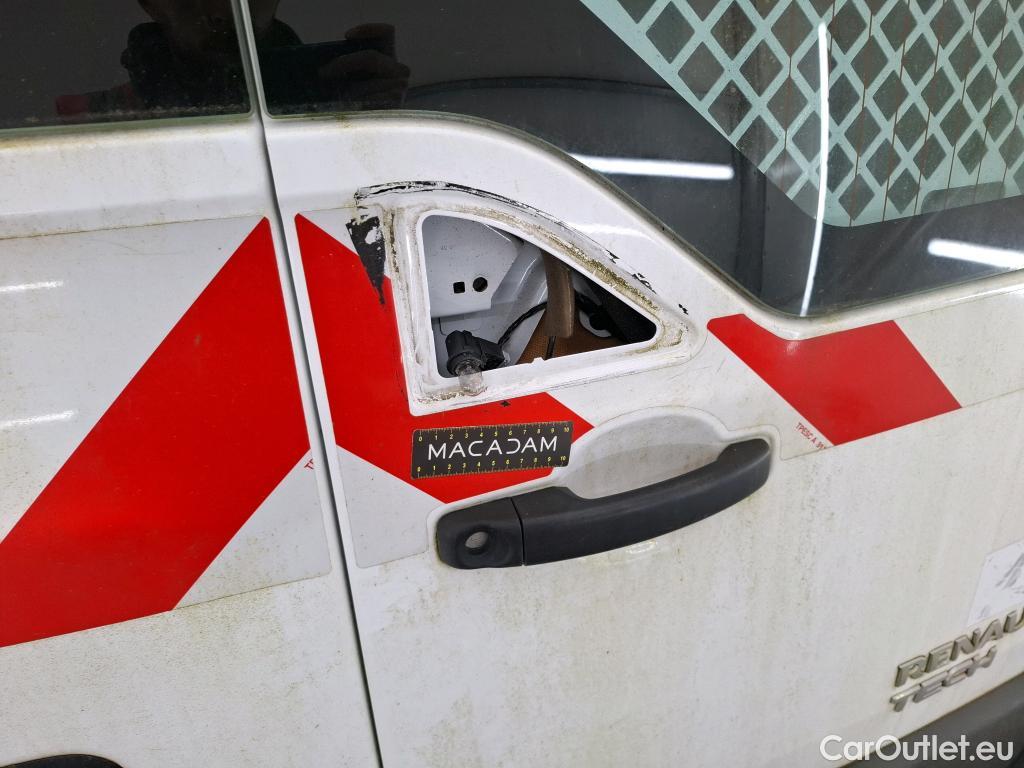  Renault  Master RENAULT  VU 4p Fourgon FG GCf Trac F3500 L2H2 Energy dCi 145 E6 #41