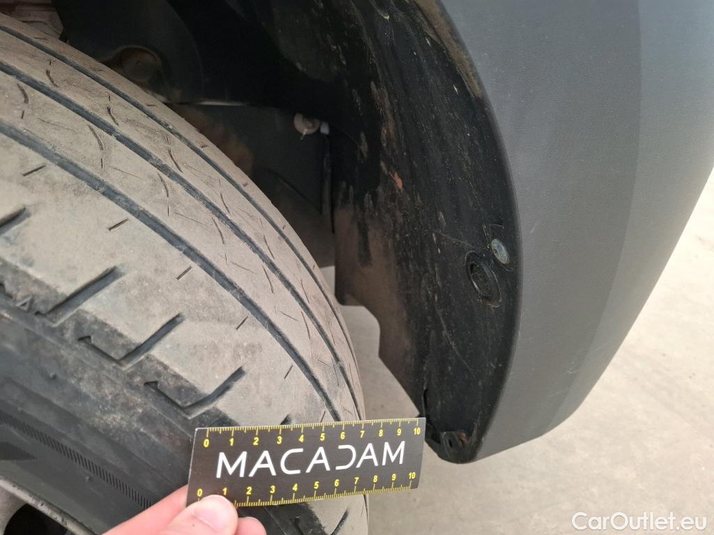  Renault  Master  III Fourgon L2H2 3 3 Grand Confort dCi 135CV BVM6 E6d #7