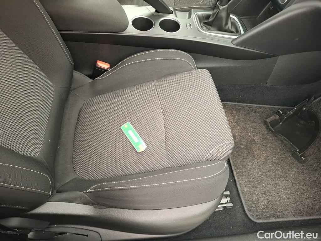  Renault  Megane  IV Berline 5pt. Société Air Nav 1.5 dCi 90CV BVM6 E6 #14