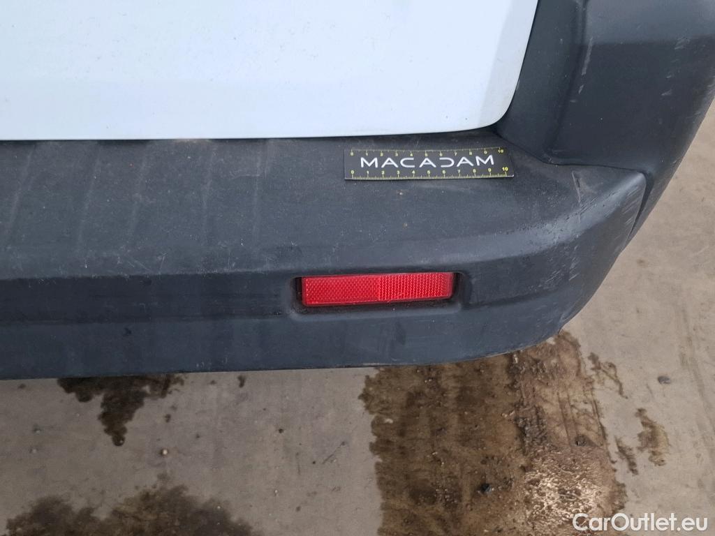  Renault  Trafic  Furgon Grand Confort L1H1 1200 1.6 dCi 125CV BVM6 E6 #28