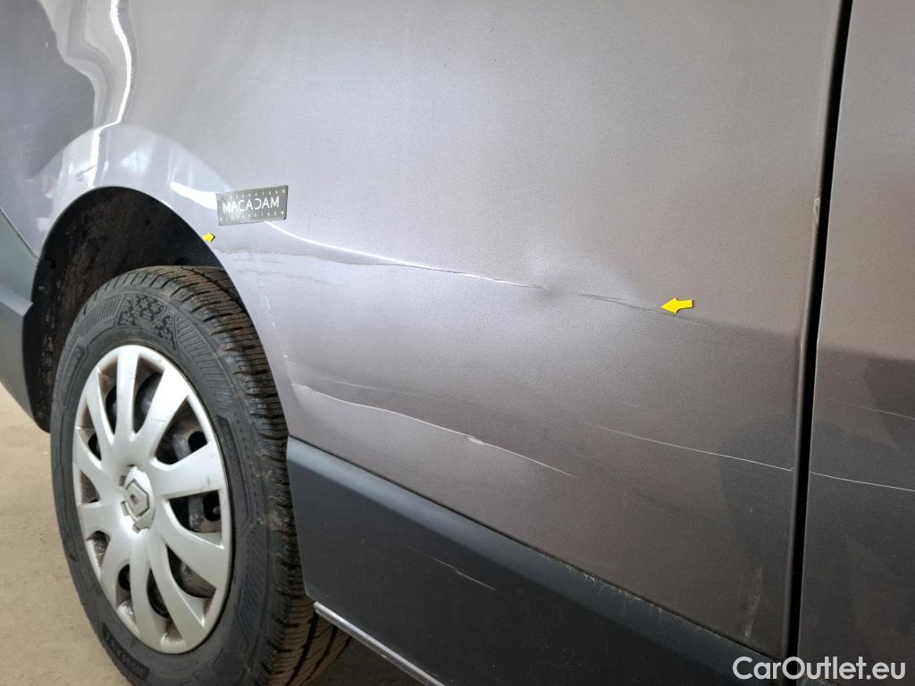  Renault  Trafic RENAULT  / 2019 / 4P / Fourgon tole FG GCF L2H1 1300 dCi 120 #9