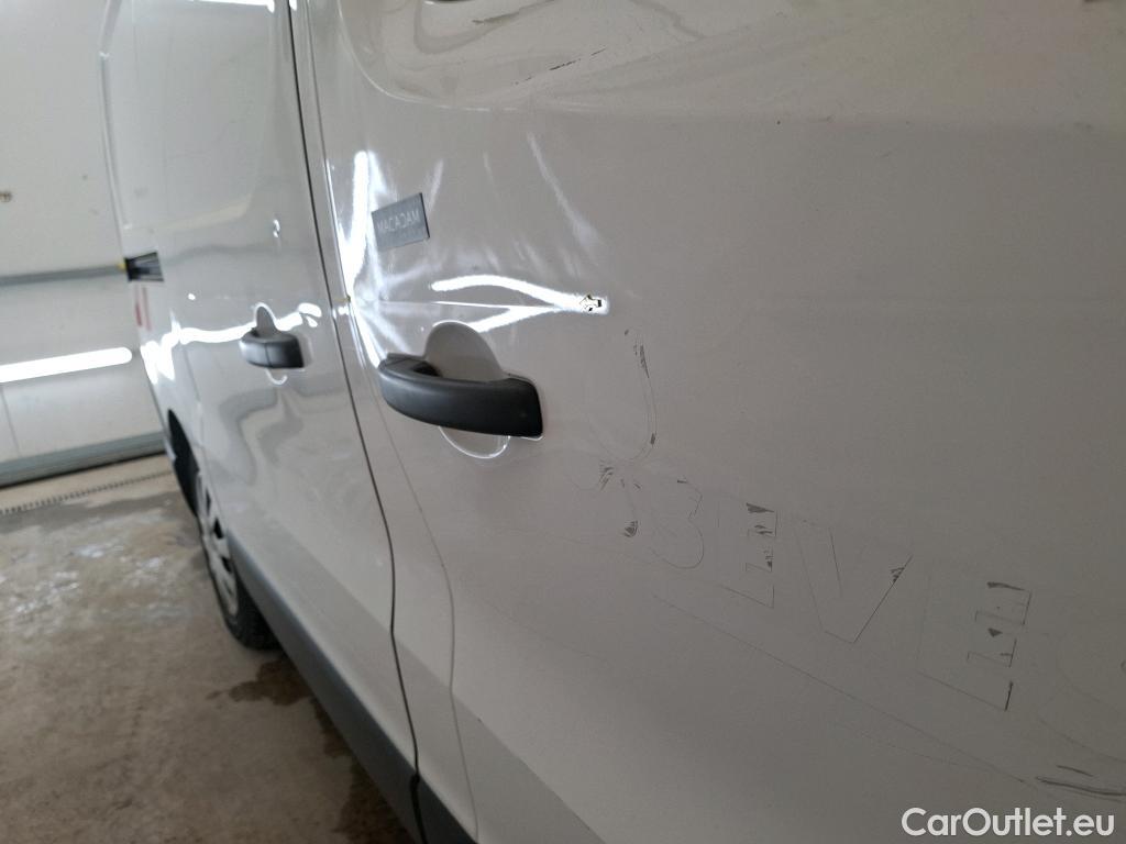  Renault  Trafic  Furgon Grand Confort L1H1 1200 1.6 dCi 125CV BVM6 E6 #22