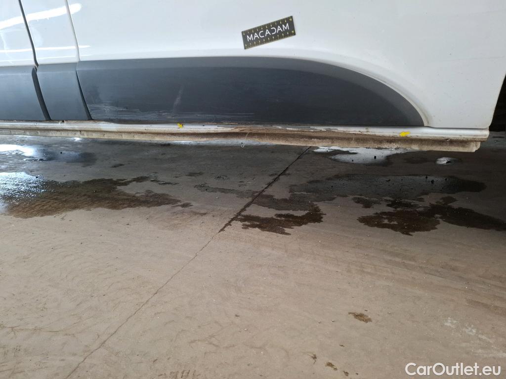  Renault  Trafic  Furgon Grand Confort L1H1 1200 1.6 dCi 125CV BVM6 E6 #23