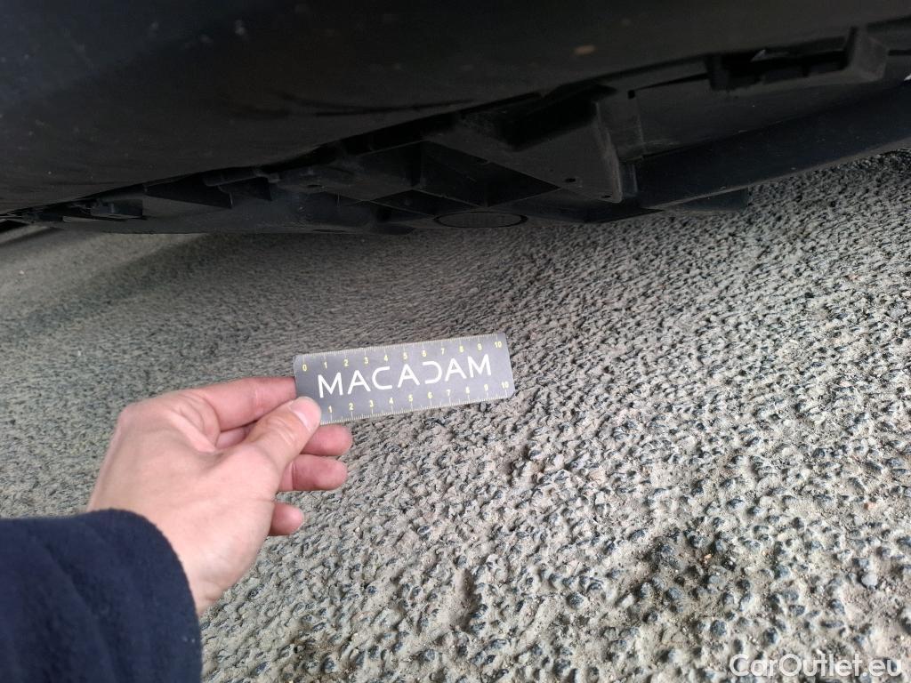  Renault  Trafic RENAULT  / 2019 / 4P / Fourgon tole FG GCF L2H1 1300 dCi 120 #51