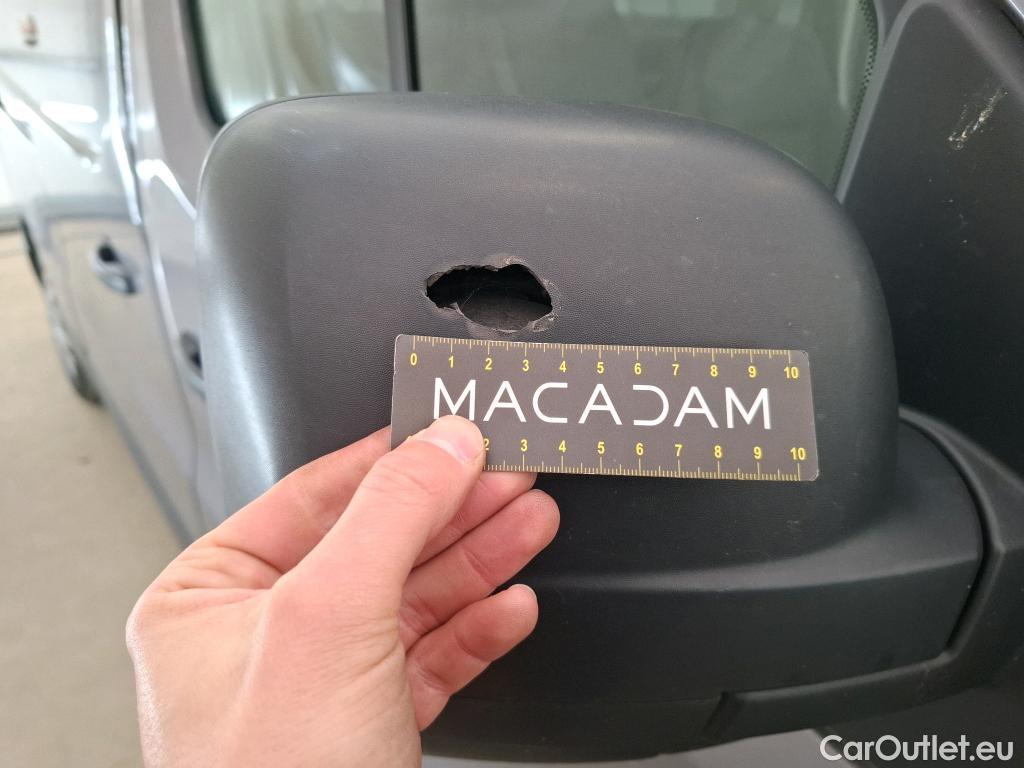  Renault  Trafic RENAULT  / 2019 / 4P / Fourgon tole FG GCF L2H1 1300 dCi 120 #68