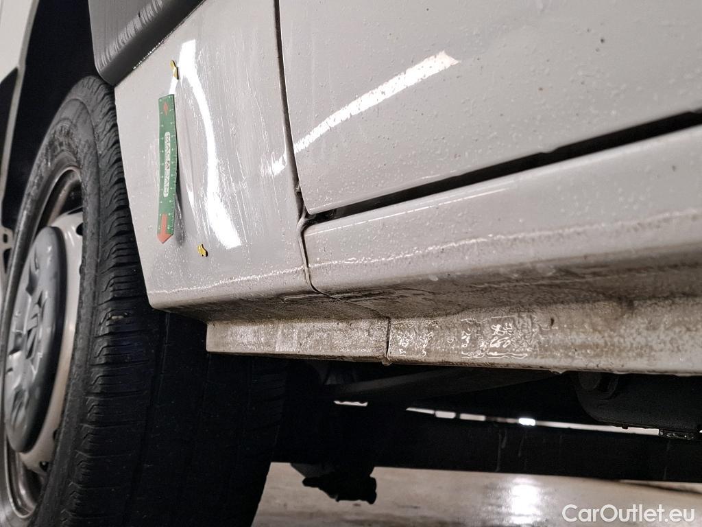  Renault  Master  III Fourgon L2H2 3 5 Confort dCi 135CV BVM6 E6dT #2