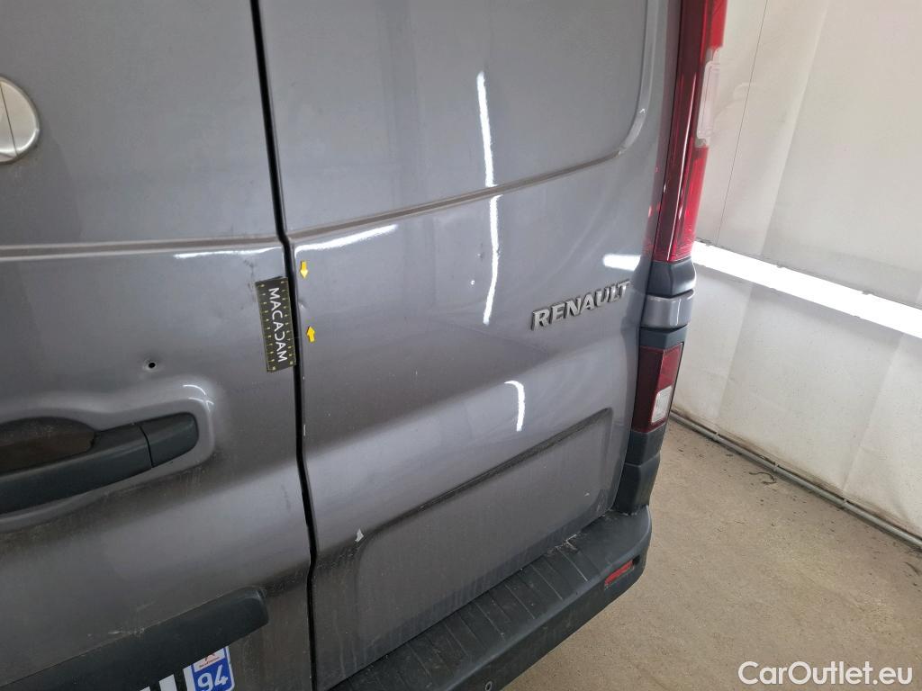  Renault  Trafic RENAULT  / 2019 / 4P / Fourgon tole FG GCF L2H1 1300 dCi 120 #35