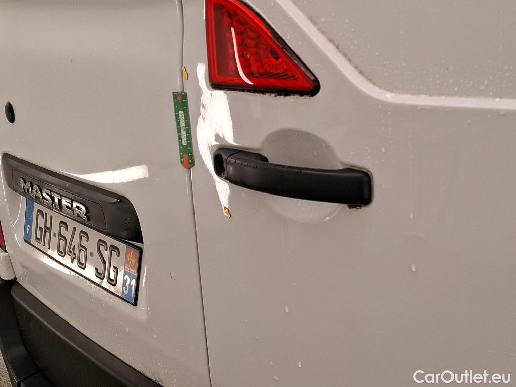  Renault  Master  III Fourgon L2H2 3 5 Confort dCi 135CV BVM6 E6dT #13