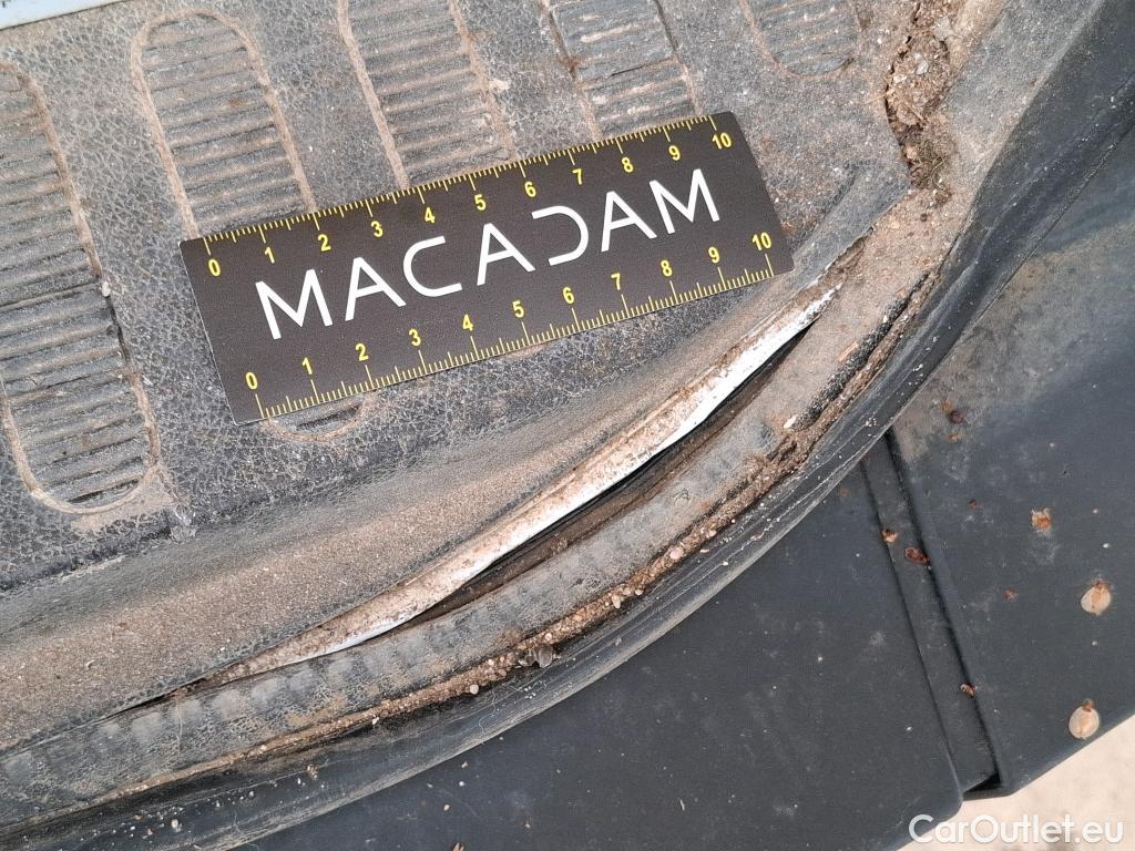  Renault  Master  III Fourgon L2H2 3 3 Grand Confort dCi 135CV BVM6 E6d #16