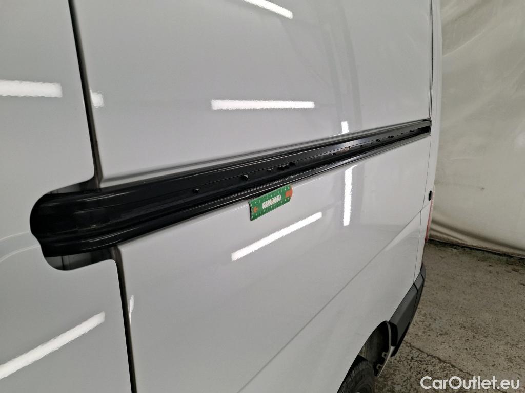  Renault  Master  III Fourgon L2H2 3 5 Grand Confort dCi 130CV BVM6 E6 #18