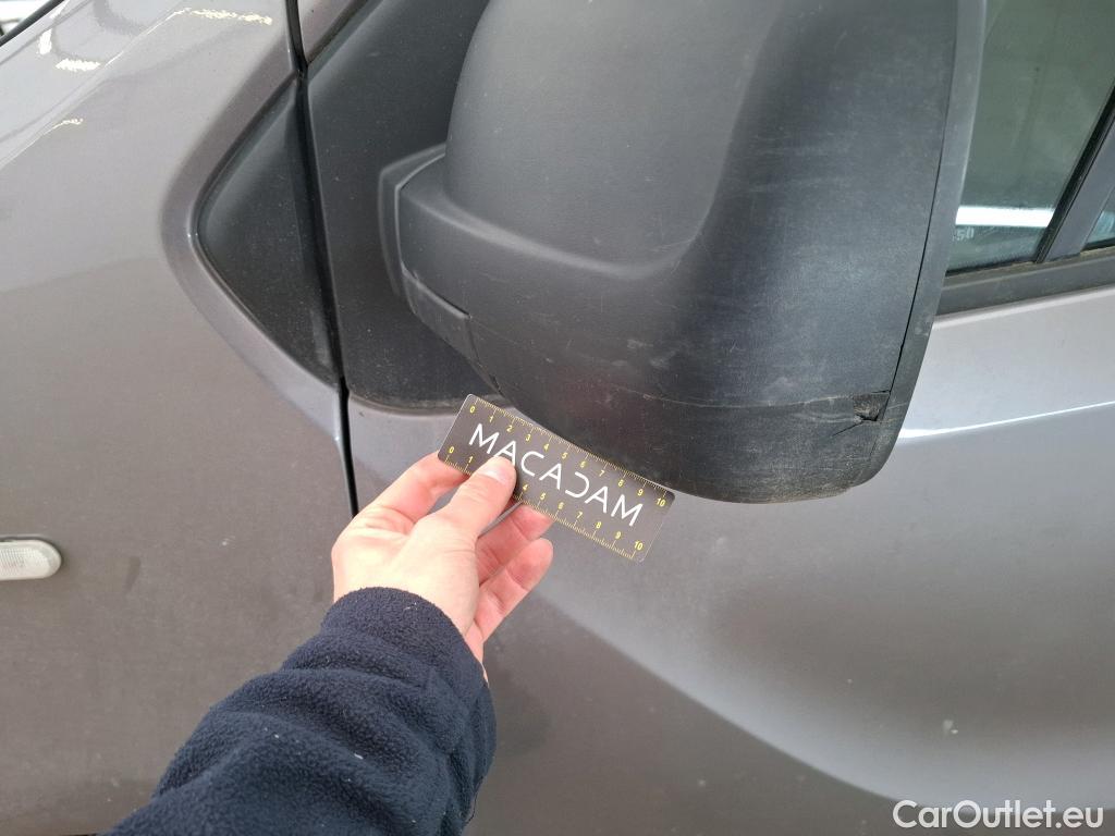  Renault  Trafic RENAULT  / 2019 / 4P / Fourgon tole FG GCF L2H1 1300 dCi 120 #65