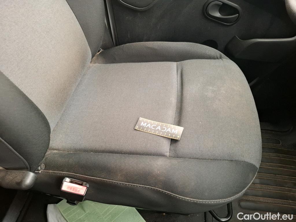  Renault  Master RENAULT  VU 4p Fourgon FG GCf Trac F3500 L2H2 Energy dCi 145 E6 #43