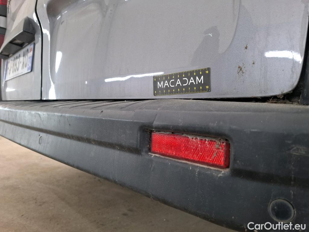  Renault  Trafic RENAULT  / 2019 / 4P / Fourgon tole FG GCF L2H1 1300 dCi 120 #23