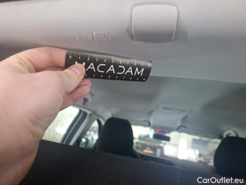  Renault  Megane  IV Berline 5pt. Société Air Nav 1.5 dCi 90CV BVM6 E6 #17