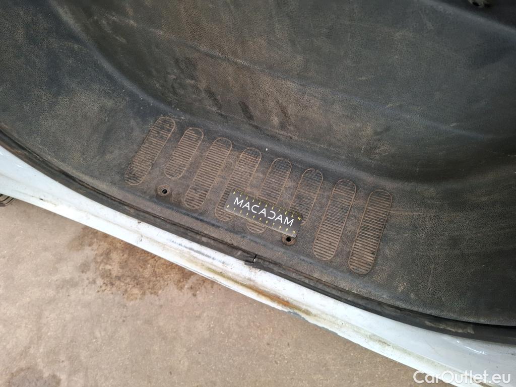  Renault  Master RENAULT  VU 4p Fourgon FG GCf Trac F3500 L2H2 Energy dCi 145 E6 #68