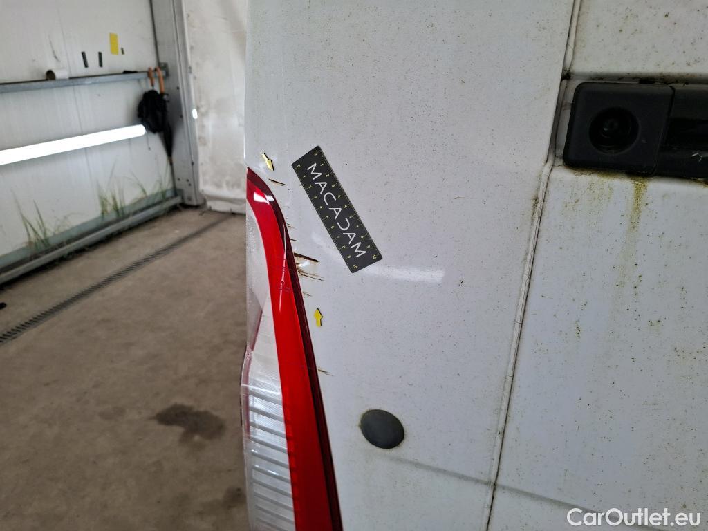  Renault  Master RENAULT  VU 4p Fourgon FG GCf Trac F3500 L2H2 Energy dCi 145 E6 #9