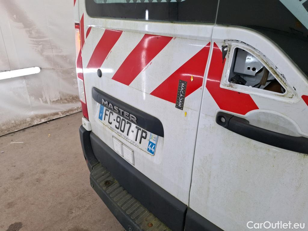  Renault  Master RENAULT  VU 4p Fourgon FG GCf Trac F3500 L2H2 Energy dCi 145 E6 #34