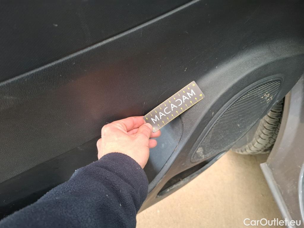  Renault  Trafic RENAULT  / 2019 / 4P / Fourgon tole FG GCF L2H1 1300 dCi 120 #59