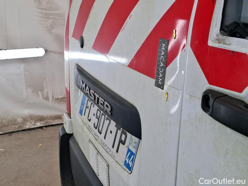  Renault  Master RENAULT  VU 4p Fourgon FG GCf Trac F3500 L2H2 Energy dCi 145 E6 #35