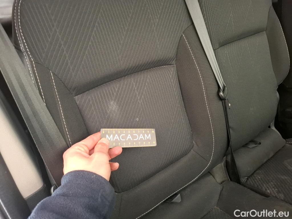  Renault  Trafic RENAULT  / 2019 / 4P / Fourgon tole FG GCF L2H1 1300 dCi 120 #75