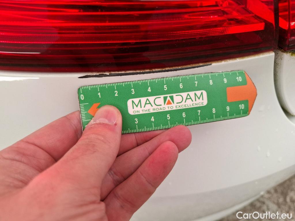  Renault  Megane  IV Berline 5pt. Société Air Nav 1.5 dCi 90CV BVM6 E6 #19