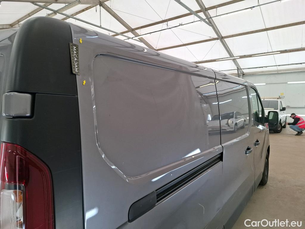  Renault  Trafic RENAULT  / 2019 / 4P / Fourgon tole FG GCF L2H1 1300 dCi 120 #4