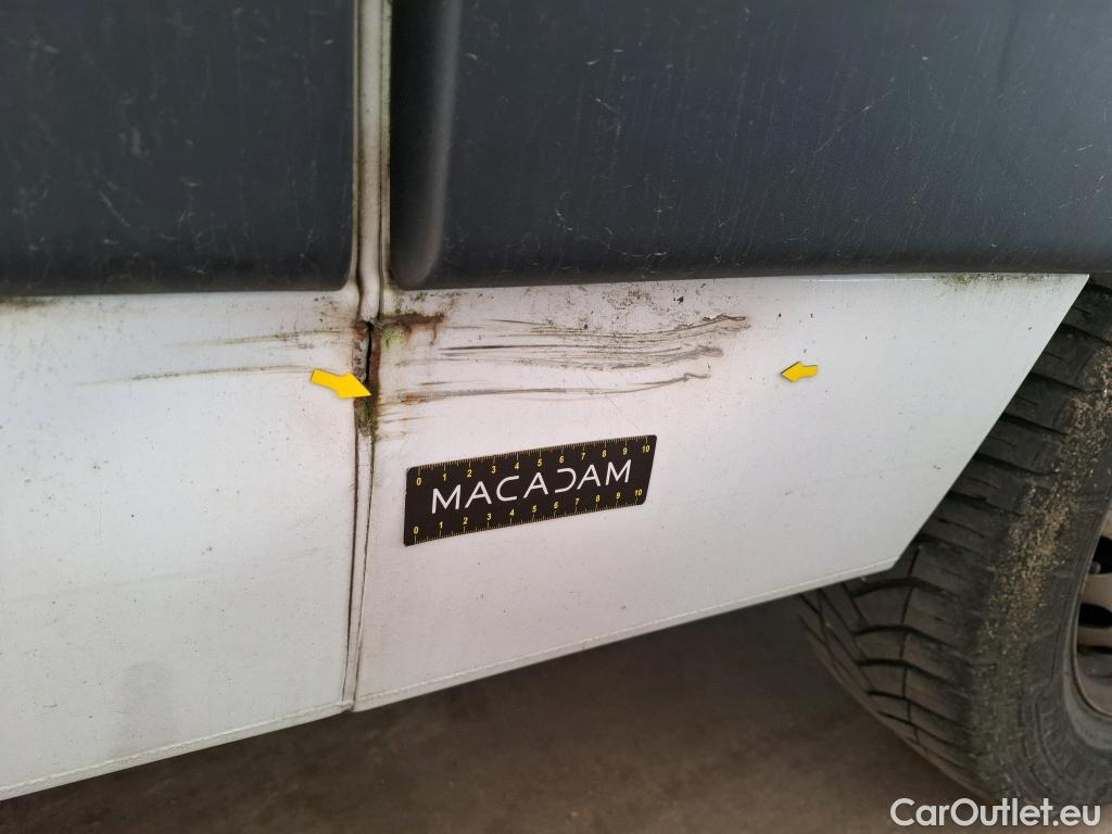  Renault  Master RENAULT  VU 4p Fourgon FG GCf Trac F3500 L2H2 Energy dCi 145 E6 #21