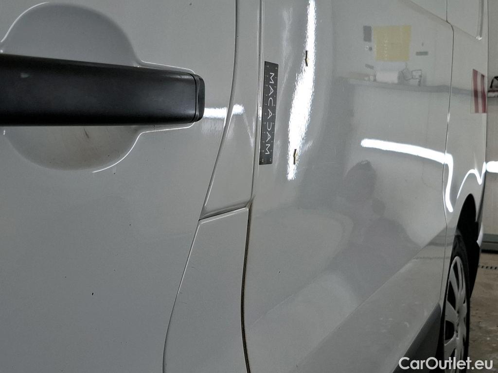  Renault  Trafic  Furgon Grand Confort L1H1 1200 1.6 dCi 125CV BVM6 E6 #19