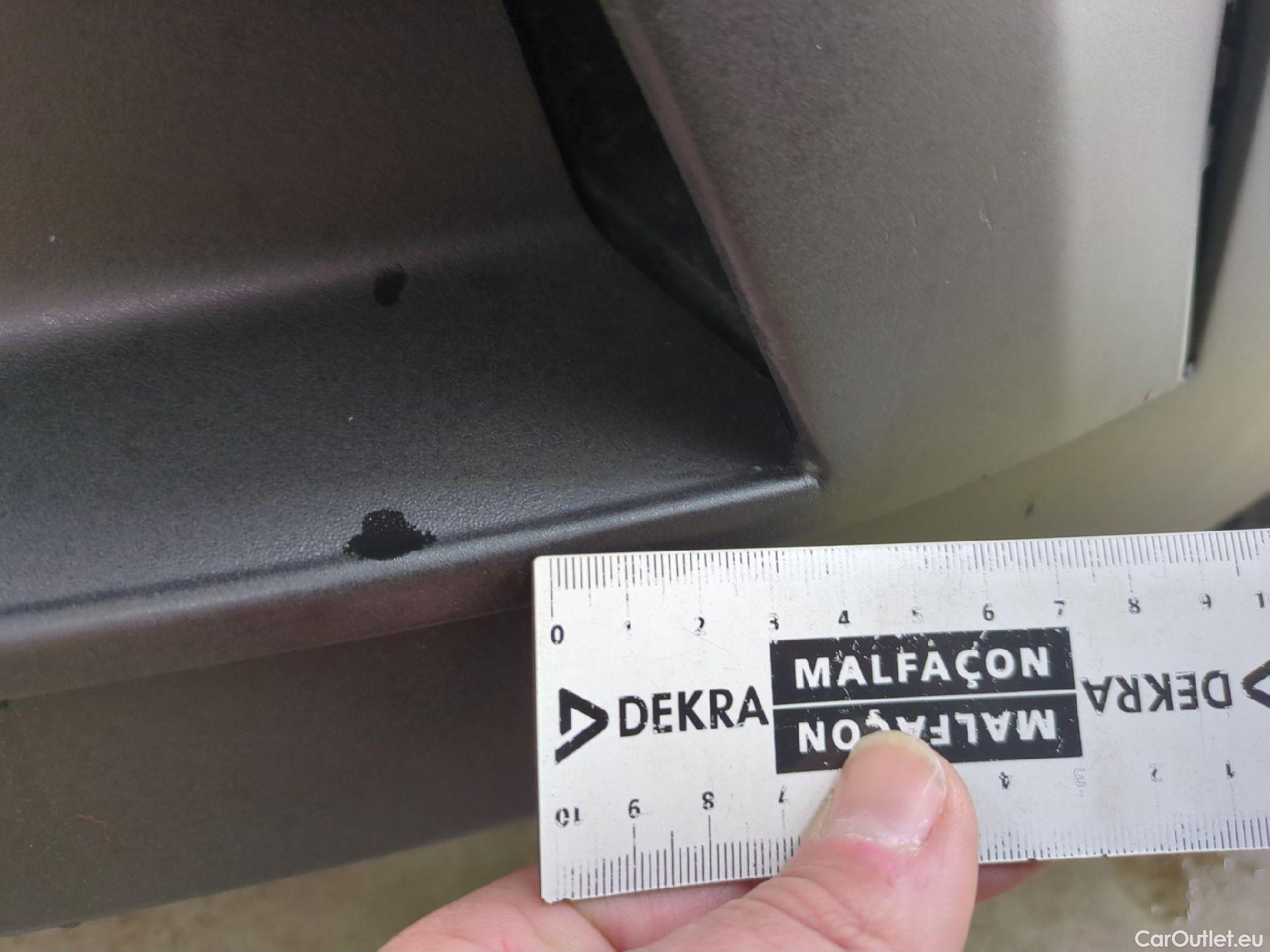  Renault  Trafic  III Fourgon L2H1 3T Confort 2.0 dCi 130CV BVM6 E6d #8