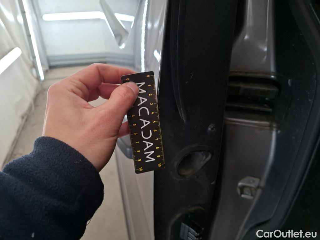  Renault  Trafic RENAULT  / 2019 / 4P / Fourgon tole FG GCF L2H1 1300 dCi 120 #80