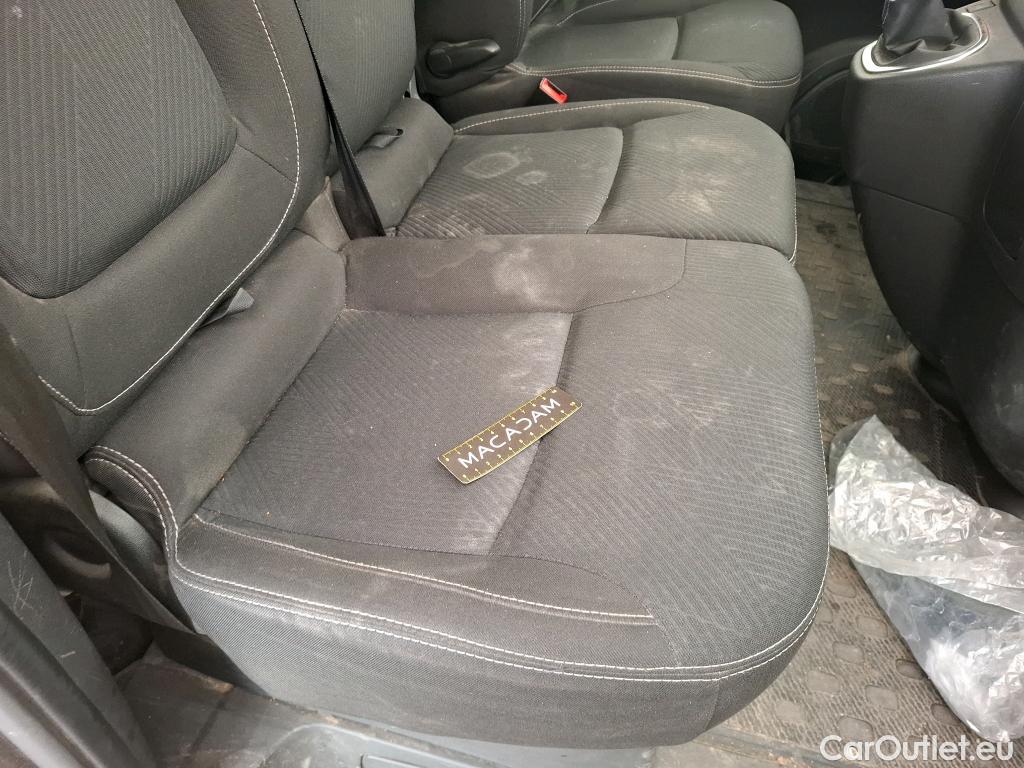  Renault  Trafic RENAULT  / 2019 / 4P / Fourgon tole FG GCF L2H1 1300 dCi 120 #74