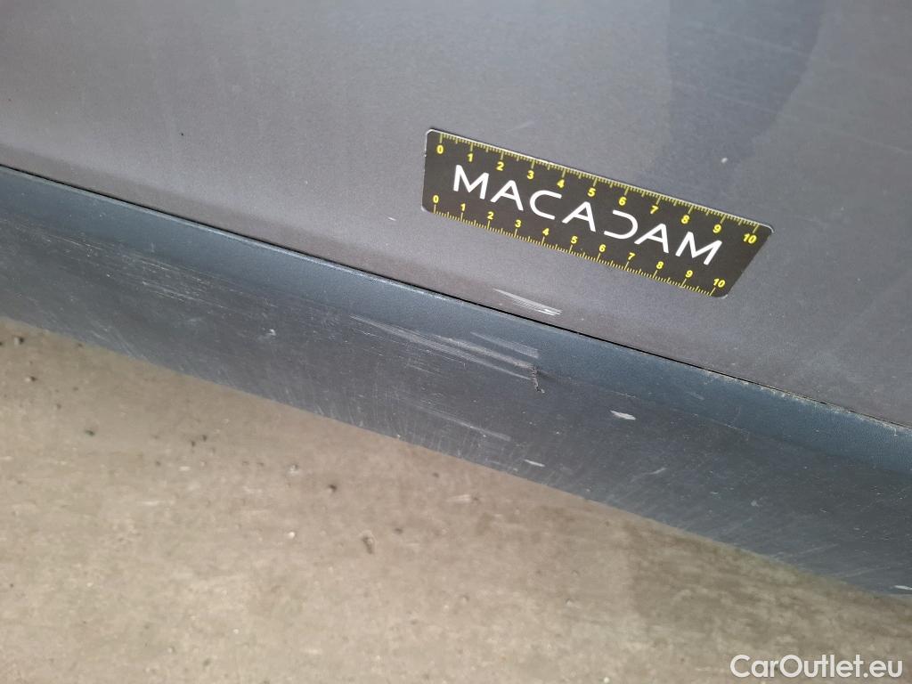  Renault  Trafic RENAULT  / 2019 / 4P / Fourgon tole FG GCF L2H1 1300 dCi 120 #93