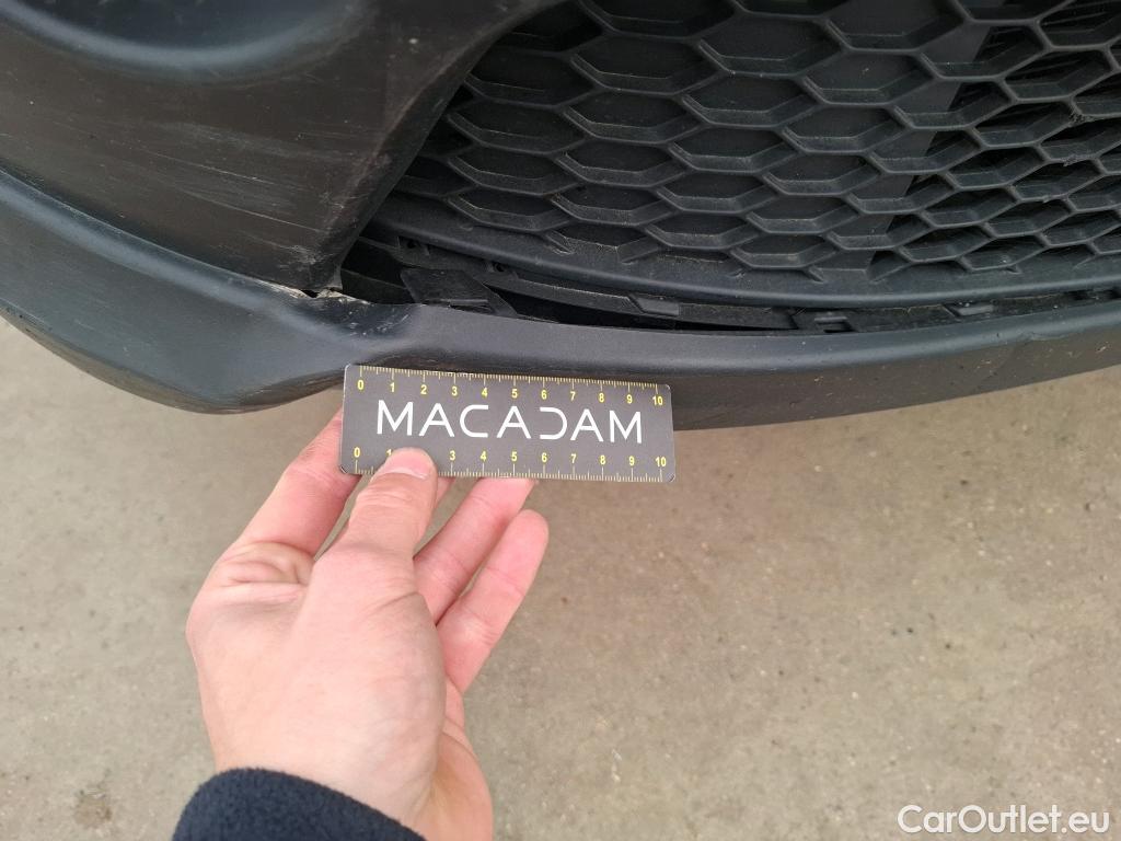  Renault  Trafic RENAULT  / 2019 / 4P / Fourgon tole FG GCF L2H1 1300 dCi 120 #83