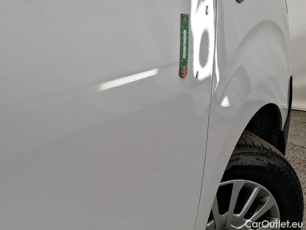  Toyota  Proace TOYOTA  / 2016 / 4P / Fourgon tôlé 2.0 D MEDIUM 140 D-4D BUSINESS #15