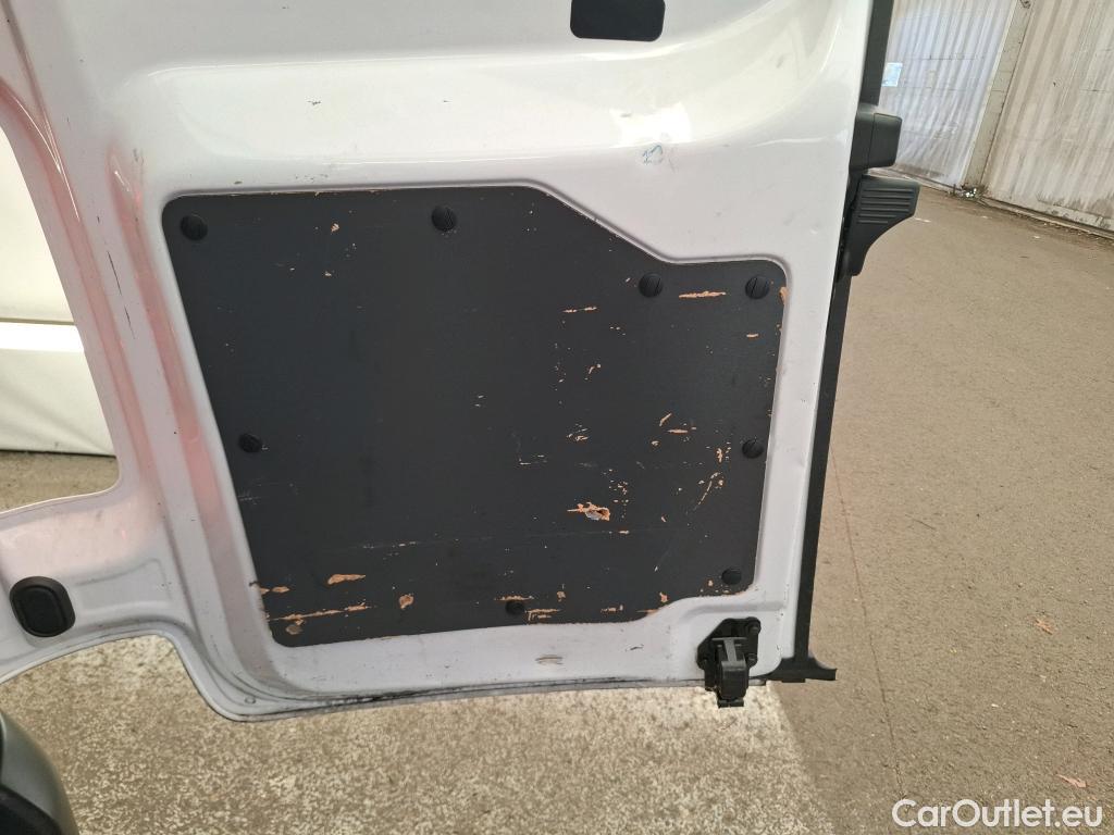  Toyota  Proace TOYOTA  / 2016 / 4P / Fourgon tôlé 2.0 D MEDIUM 140 D-4D BUSINESS #20