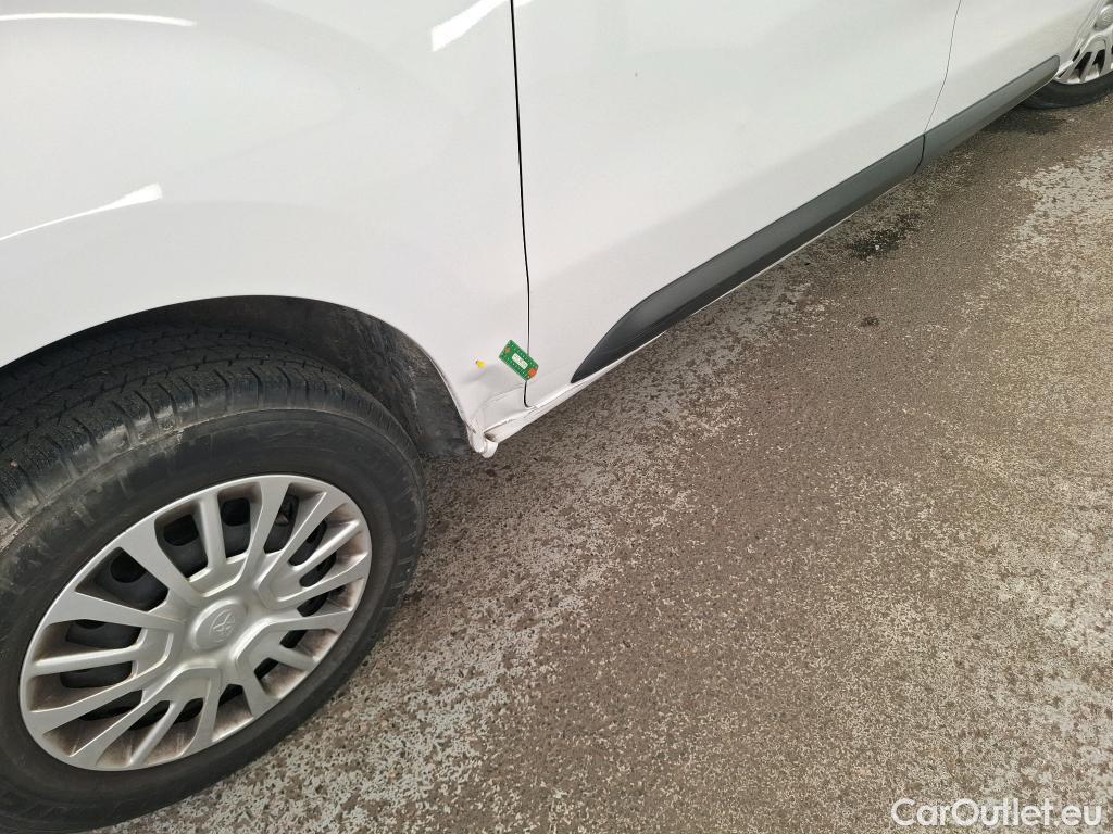  Toyota  Proace TOYOTA  / 2016 / 4P / Fourgon tôlé 2.0 D MEDIUM 140 D-4D BUSINESS #1