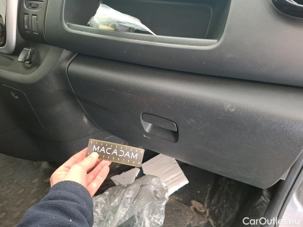  Renault  Trafic RENAULT  / 2019 / 4P / Fourgon tole FG GCF L2H1 1300 dCi 120 #90