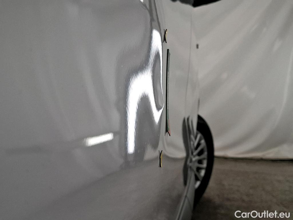  Toyota  Proace TOYOTA  / 2016 / 4P / Fourgon tôlé 2.0 D MEDIUM 140 D-4D BUSINESS #12