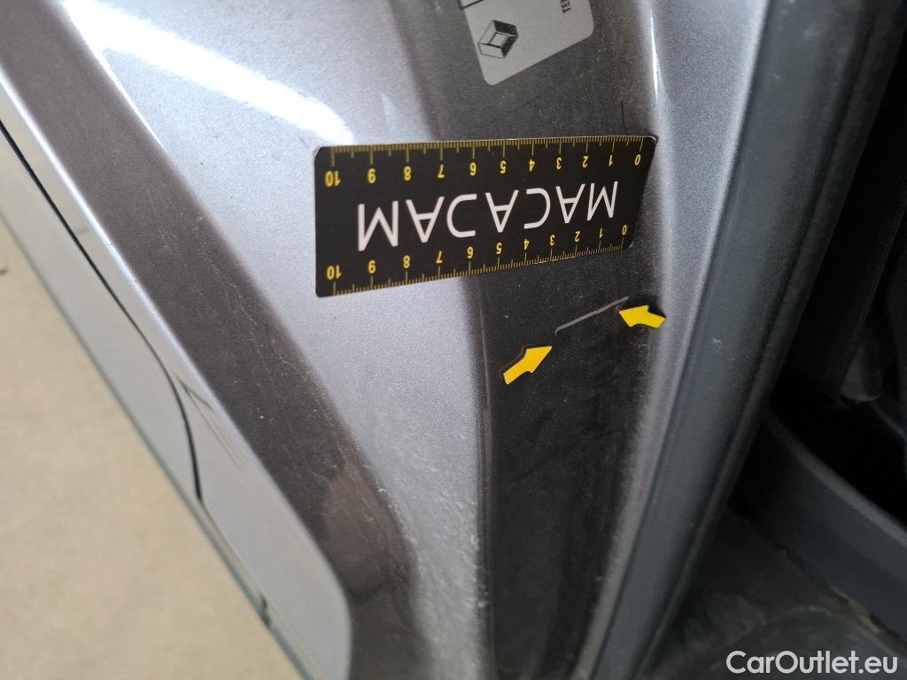  Renault  Trafic RENAULT  / 2019 / 4P / Fourgon tole FG GCF L2H1 1300 dCi 120 #89