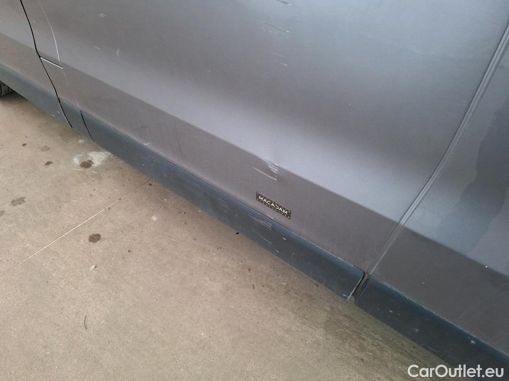  Renault  Trafic RENAULT  / 2019 / 4P / Fourgon tole FG GCF L2H1 1300 dCi 120 #92