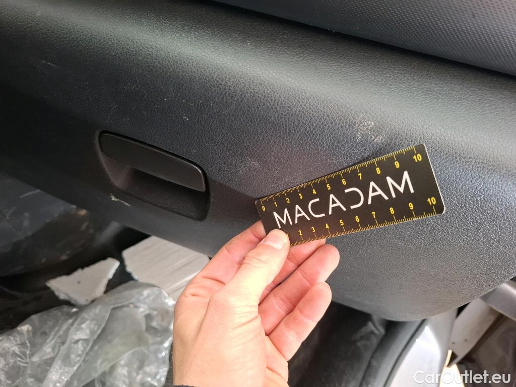  Renault  Trafic RENAULT  / 2019 / 4P / Fourgon tole FG GCF L2H1 1300 dCi 120 #91