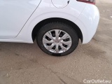  Peugeot  208 PEUGEOT  / 2015 / 5P / BERLINA MIX BLUEHDI 100CV #19