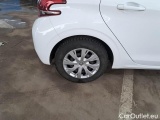  Peugeot  208 PEUGEOT  / 2015 / 5P / BERLINA MIX BLUEHDI 100CV #68