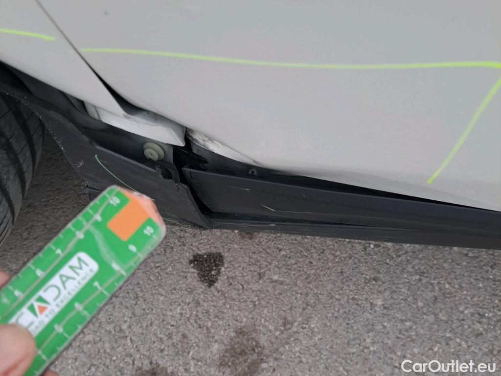  Bmw  X2 BMW  sDrive18i (CX) #4