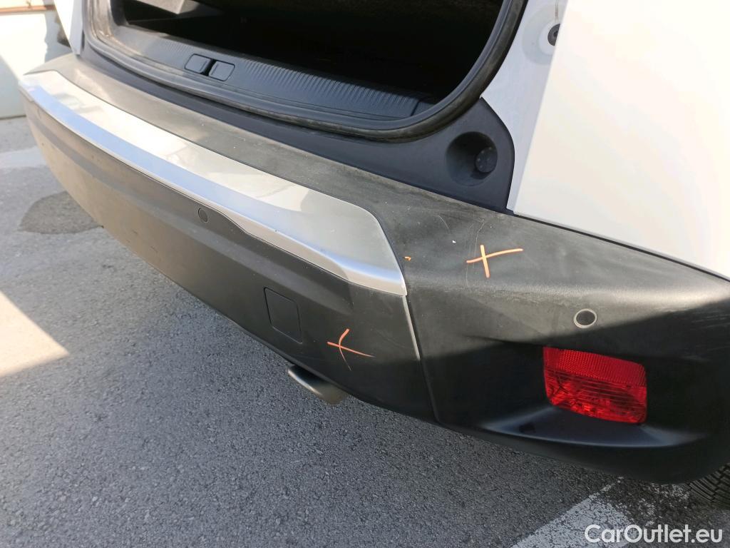  Peugeot  2008 PEUGEOT  / 2019 / 5P / todoterreno Allure BlueHDI 81kW (110CV) #18