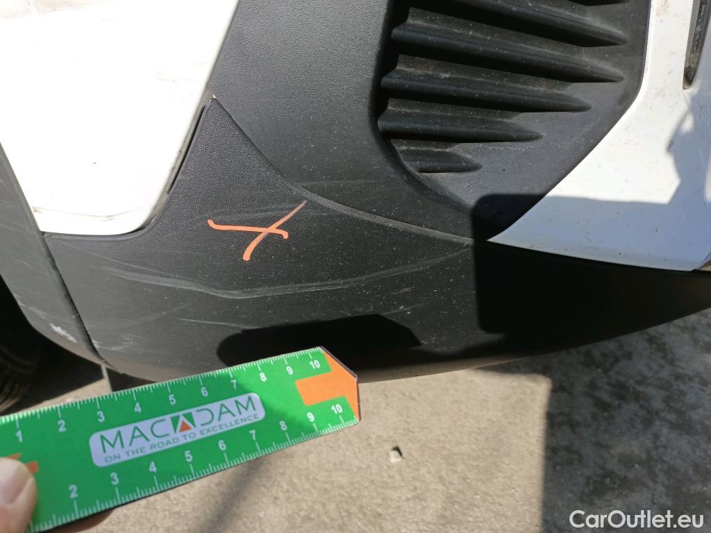  Peugeot  2008 PEUGEOT  / 2019 / 5P / todoterreno Allure BlueHDI 81kW (110CV) #14