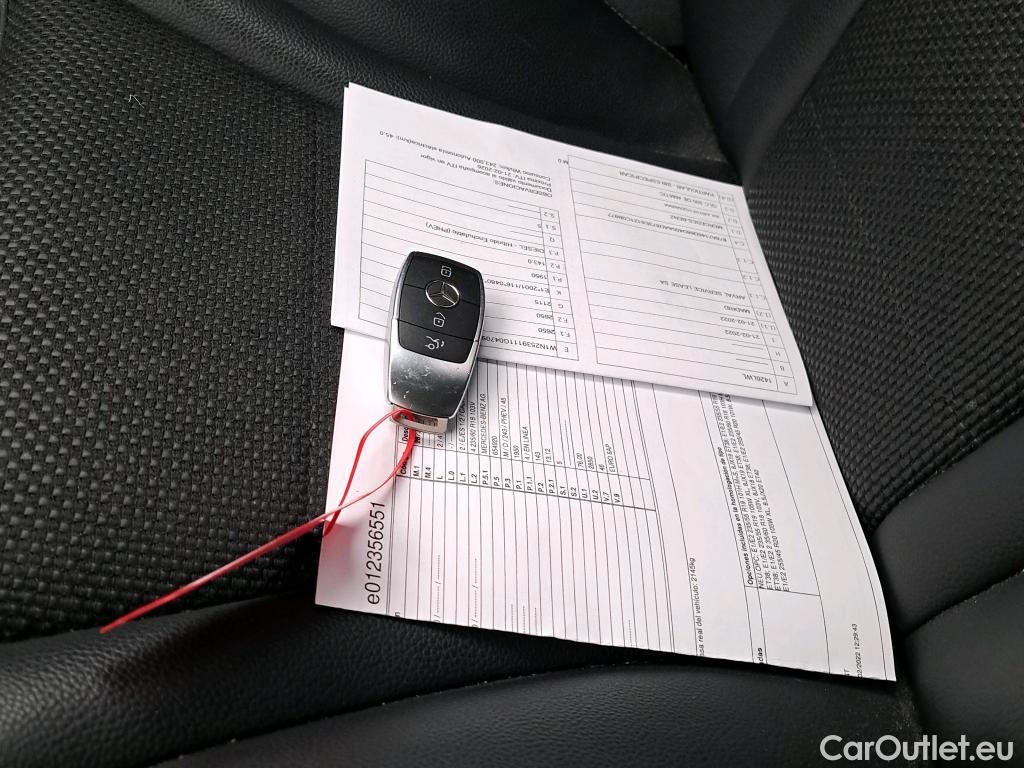  Mercedes  G-Klasee MERCEDES-BENZ Clase GLC / 2019 / 5P / todoterreno GLC 300 de 4MATIC #3