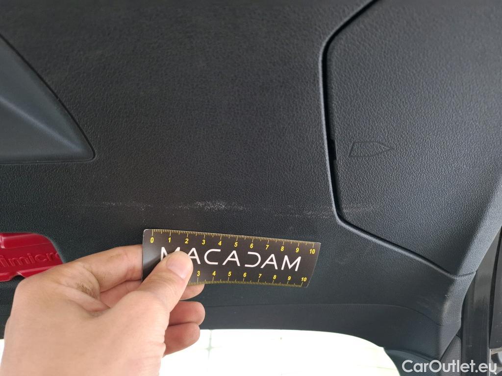  Bmw  Serie 1 BMW Série 1 / 2019 / 5P / Berline 116i Business Design #3